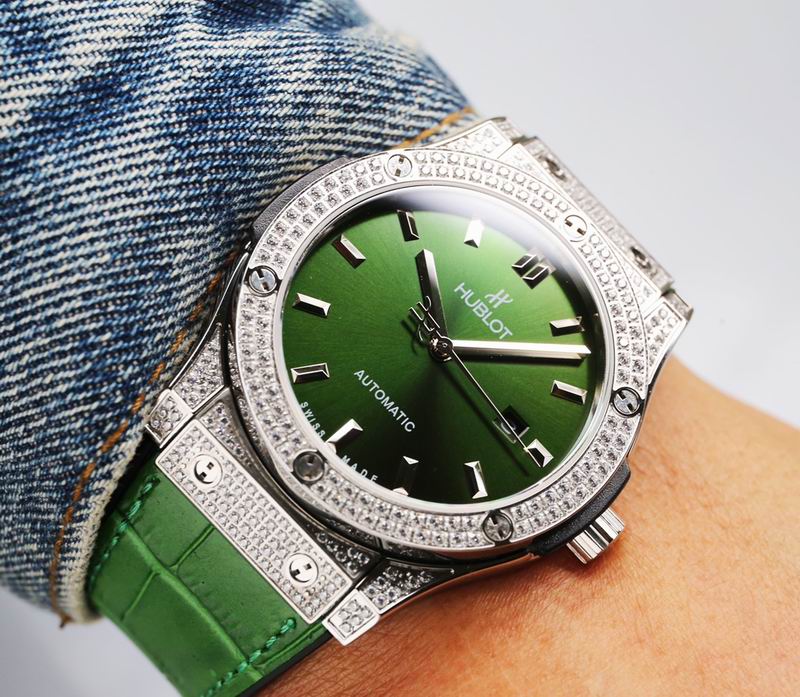 Hublot 45mm 082905