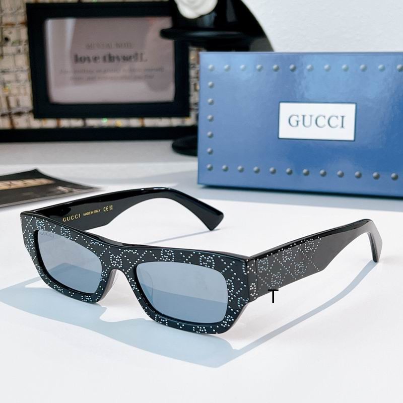 Gucci GG1839S 52 19-145 a