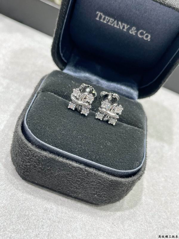 Tiffany earring 11yxx23