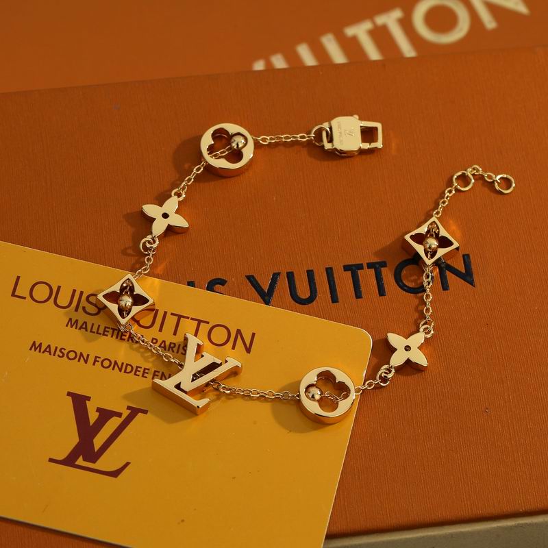 LV Bracelet 11yxx36