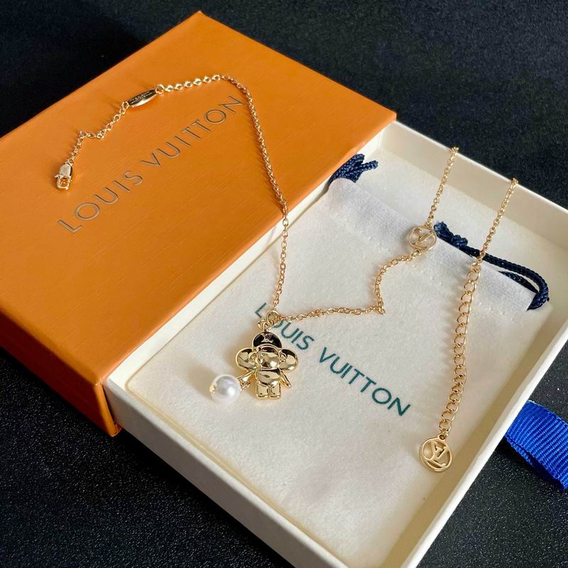 LV Necklace 11yxx81