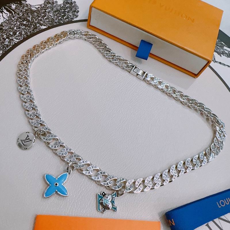LV Necklace 11yxx86