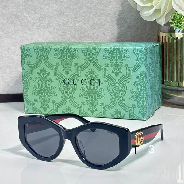 Gucci GG1549S 54 20-145 c
