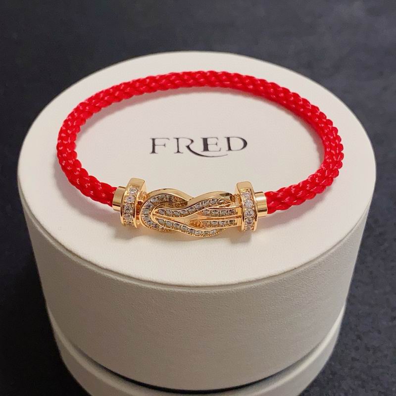 Fred Bracelet lyr05