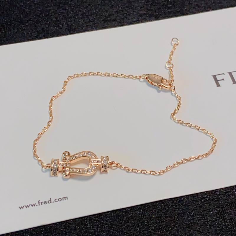Fred Bracelet lyr10