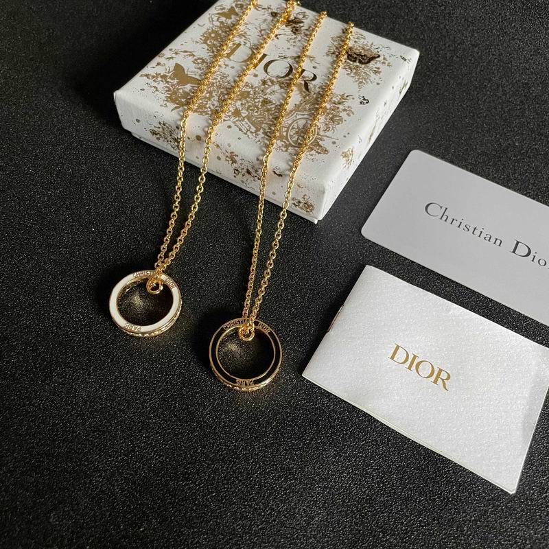 Dior Necklace 03yxs111