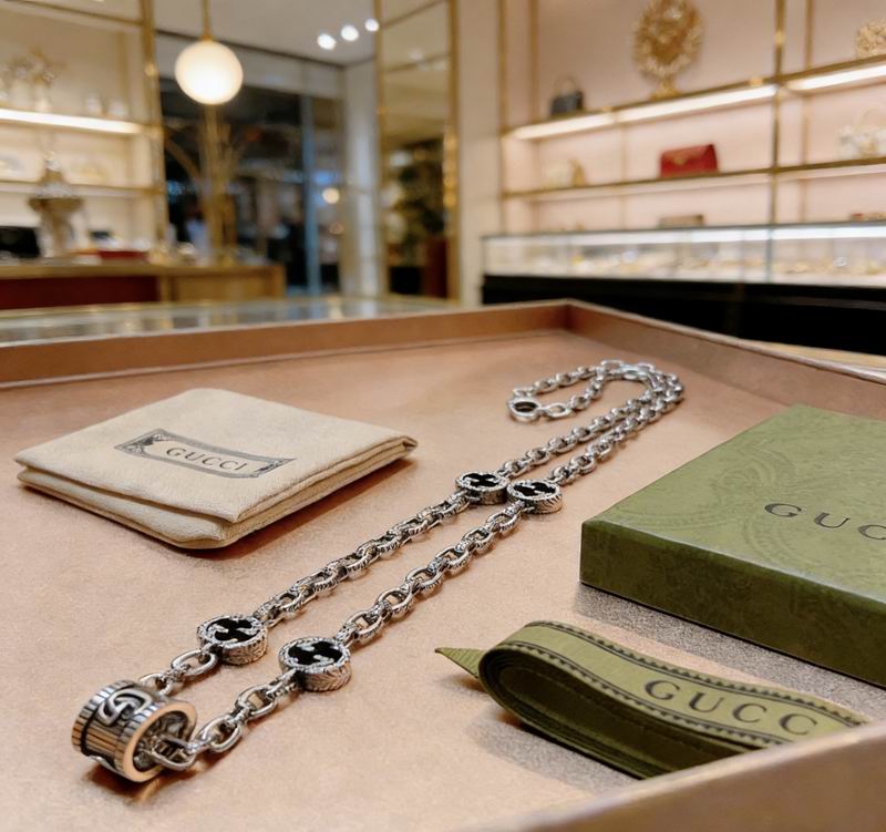 Gucci Necklace  02yxs52