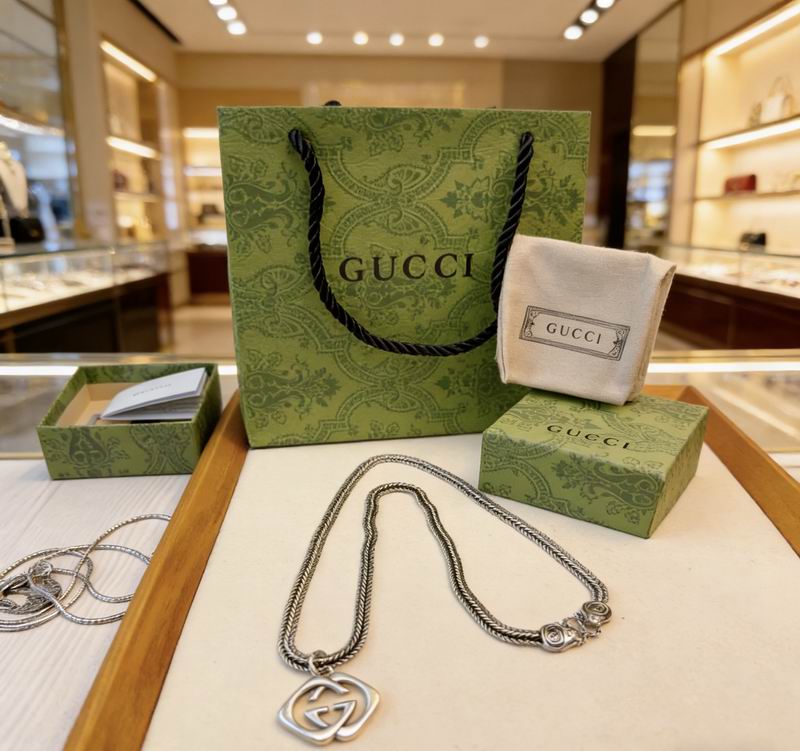 Gucci Necklace 03yxs104