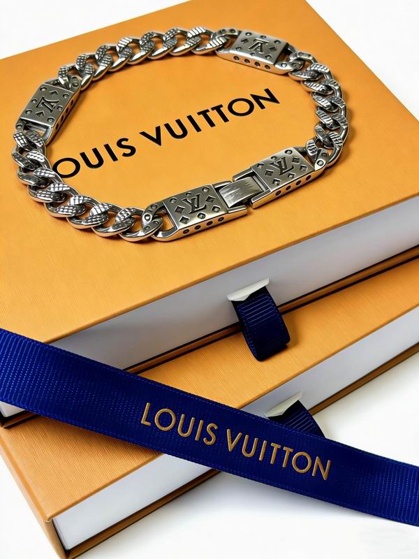 LV Bracelet 03yxs216