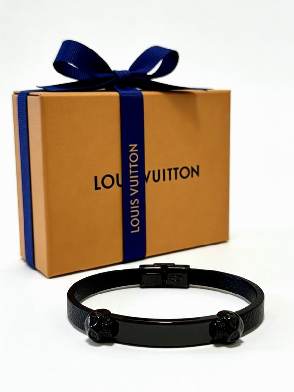 LV Bracelet 03yxs249