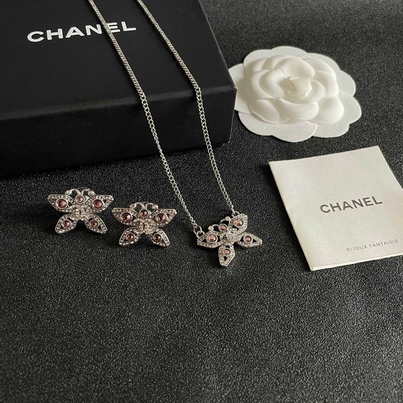 Chanel Suits 02yxs06