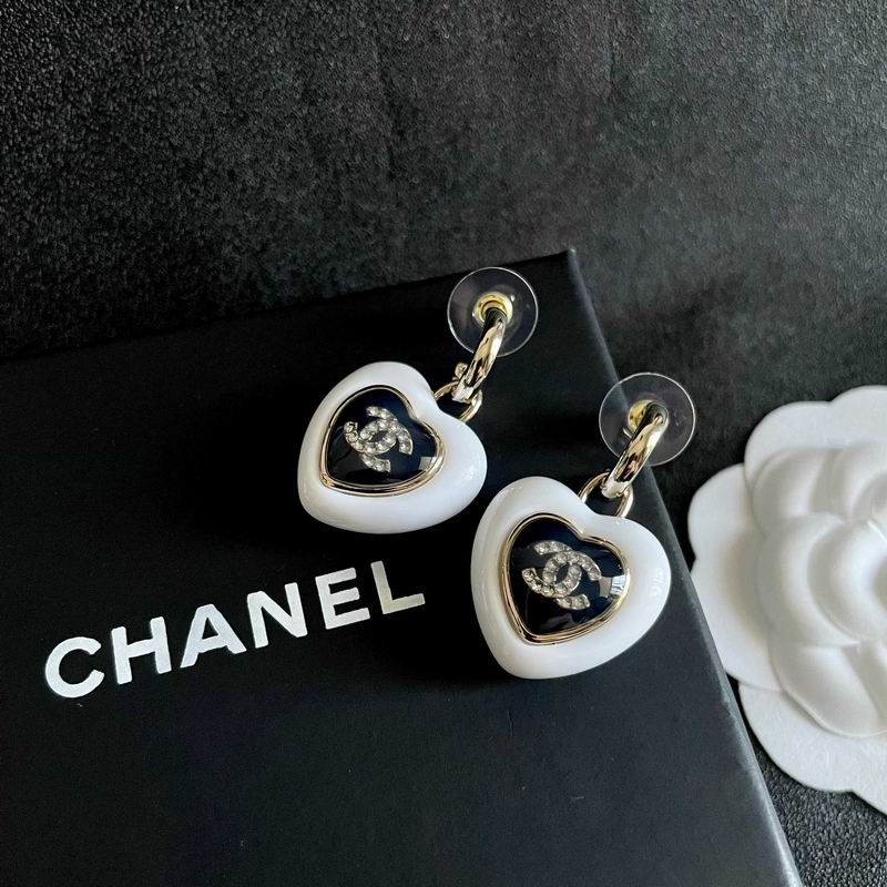 Chanel  Earring 03yxs457