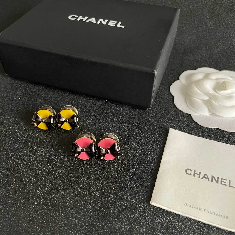 Chanel Earring 03yxs600