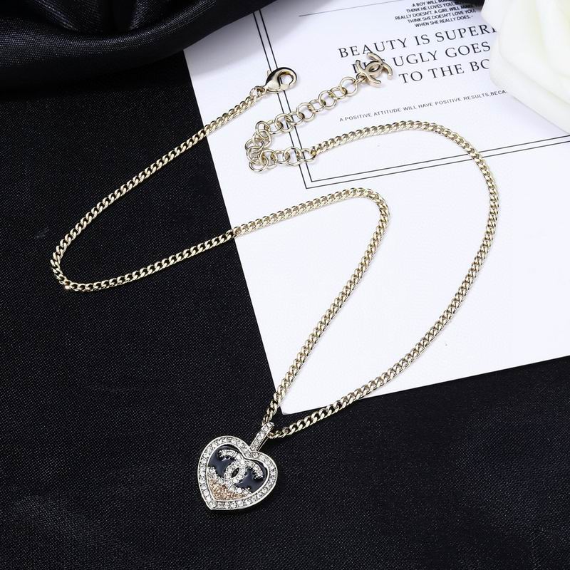 Chanel Necklace 03yxs205