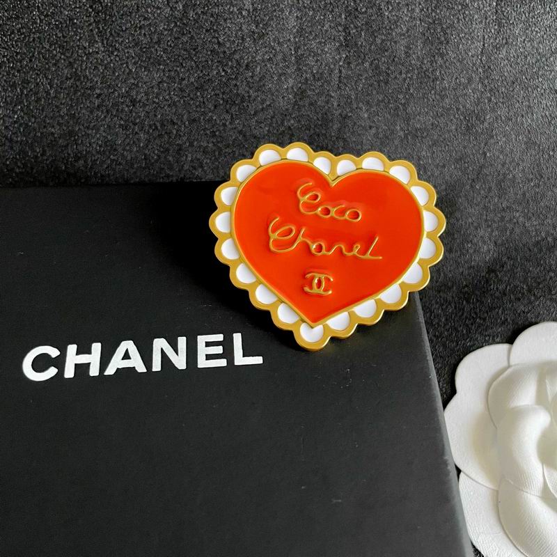 Chanel Brooch 03yxs266