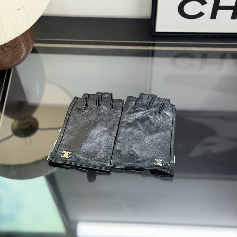 CHanel Gloves dx03