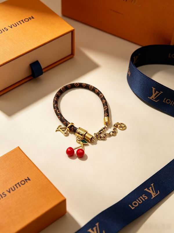 LV Bracelet 07yxs228