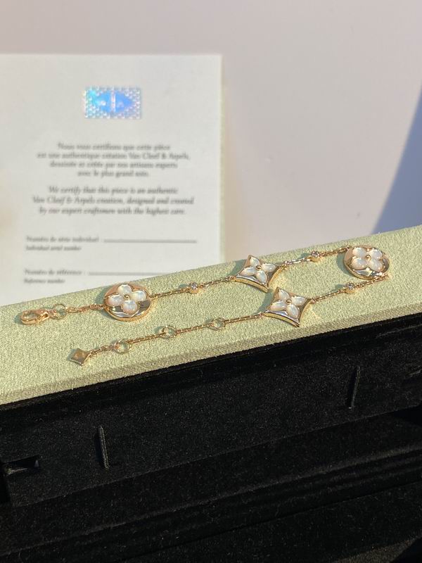 LV Bracelet 07yxs318