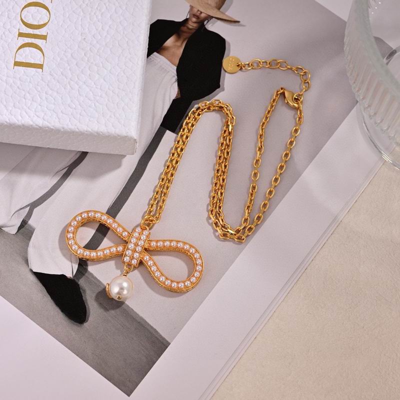 Dior Suits 08yxs05