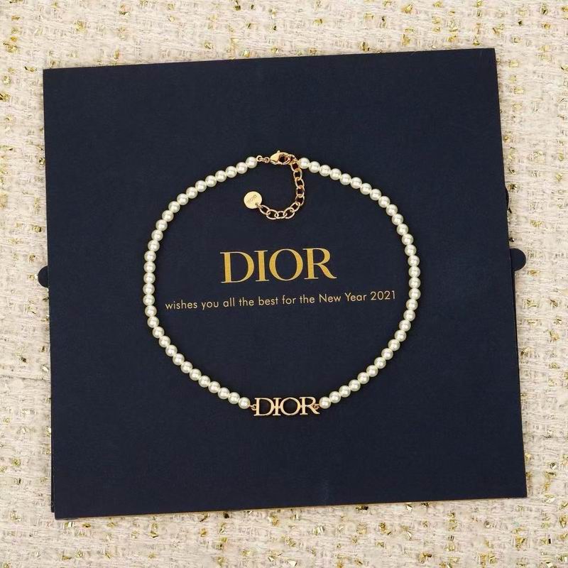 Dior Necklace 08yxs40
