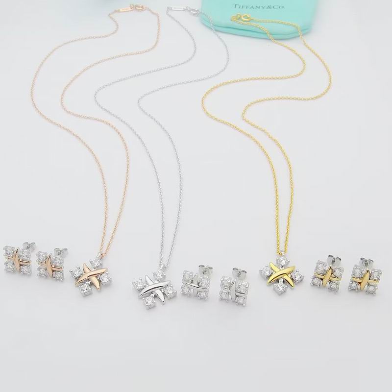 Tiffany suits 07yxs02