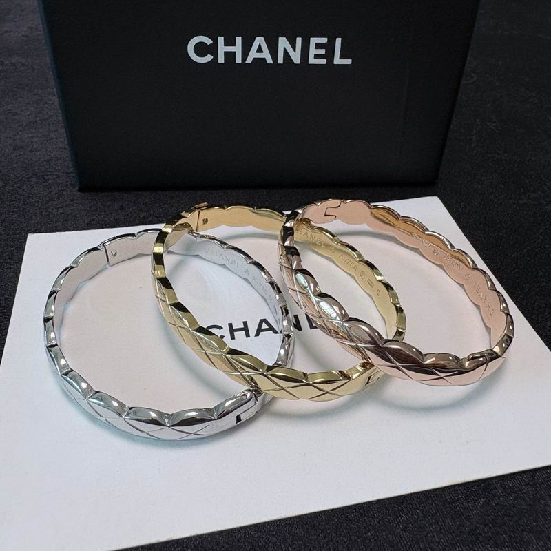 Chanel Bracelet 07yxs11