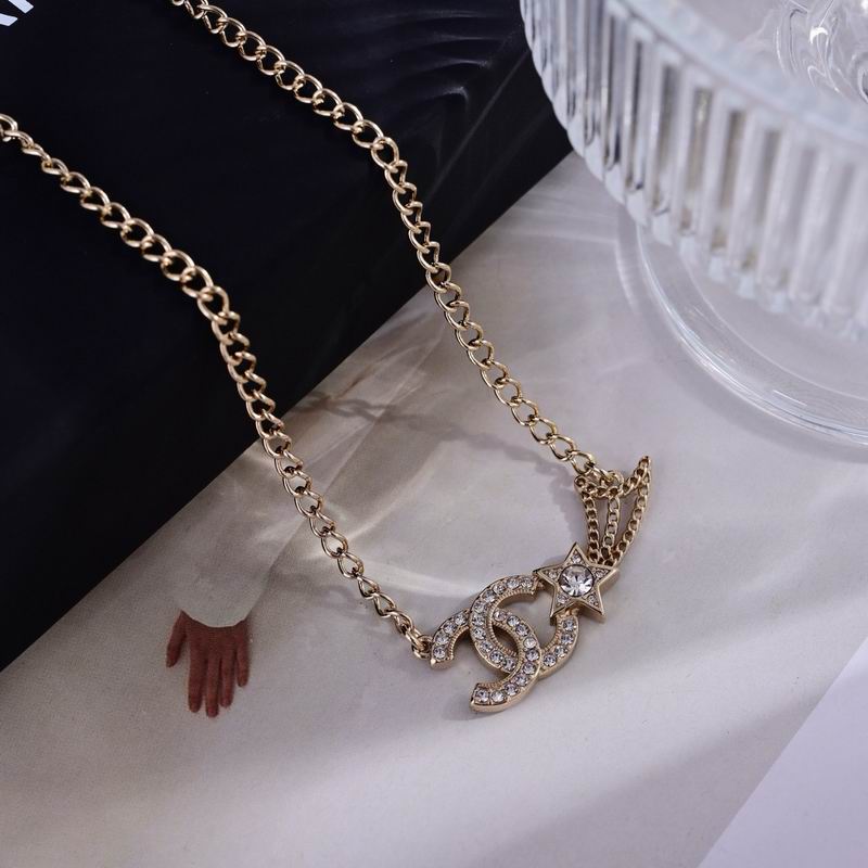 Chanel Suits 08yxs05