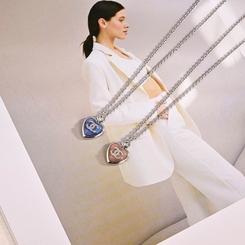 Chanel Suits 08yxs06