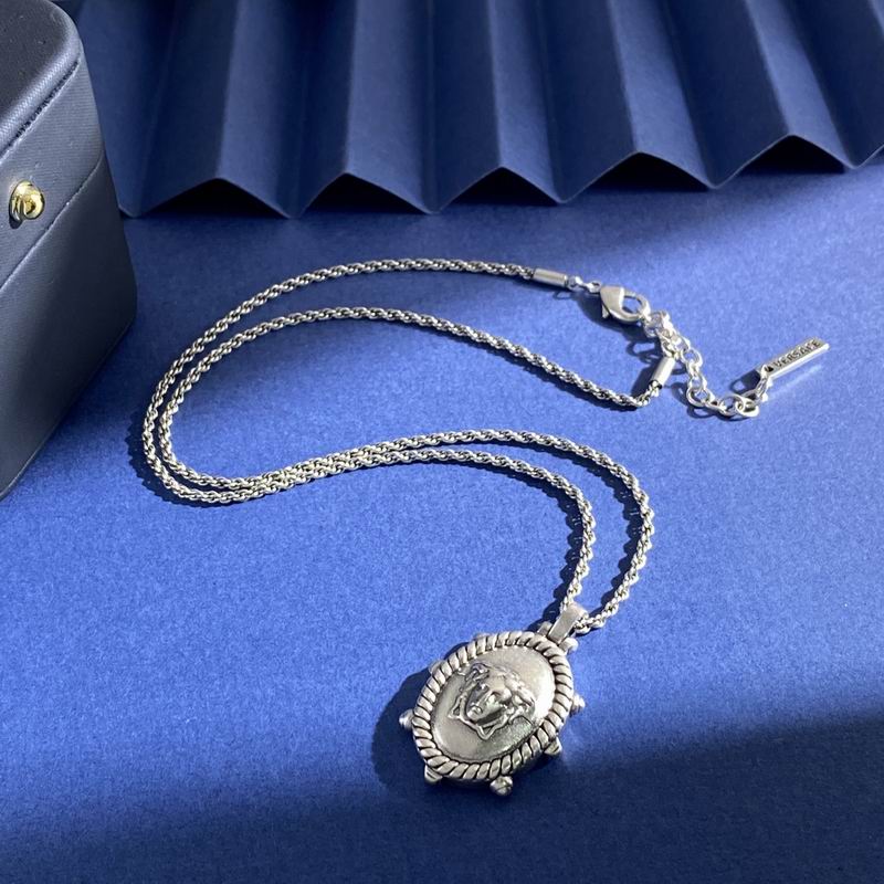 Versace Necklace 08yxs03