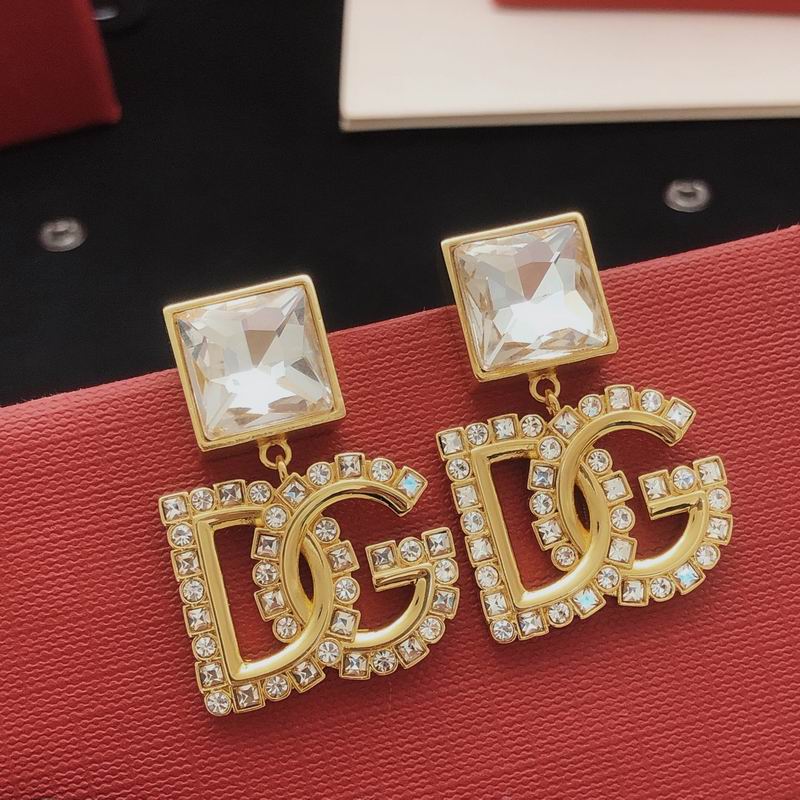 DG����