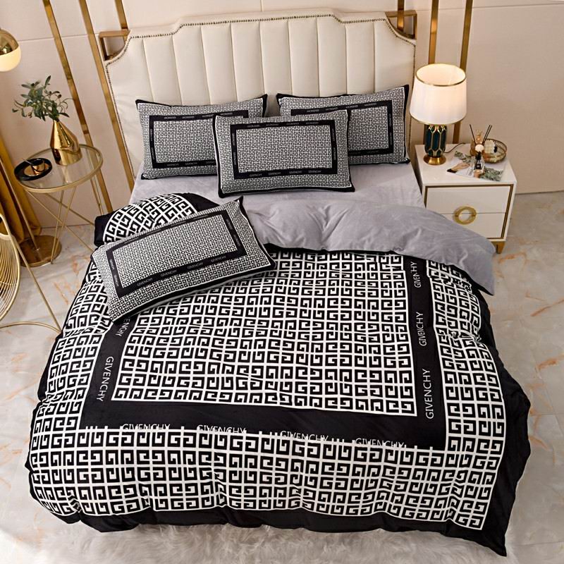 Givenchy ����2X2.3m ��ͷ��48X74cmX2 ����2.45X2.5m 25