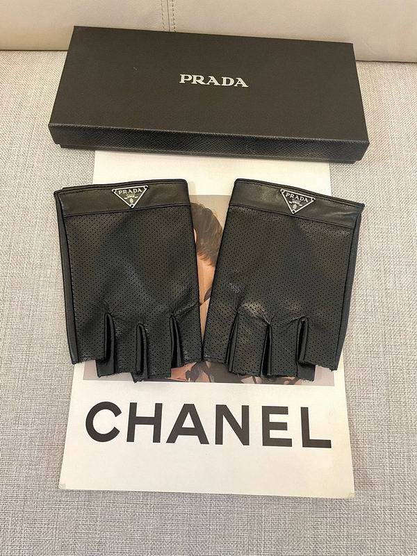 Prada man gloves hm23