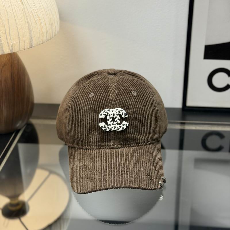 Chanel cap dx136