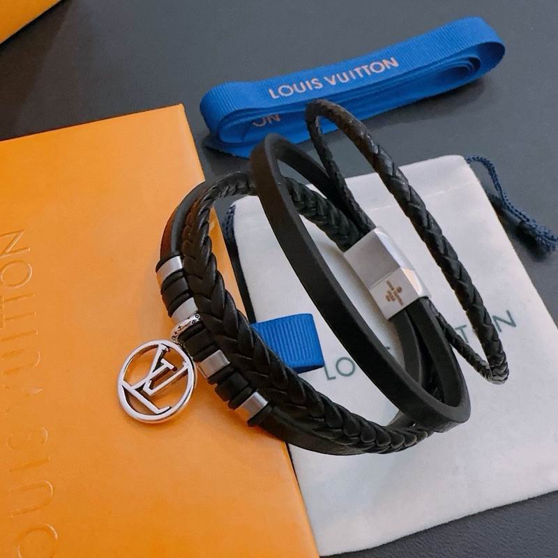 LV Bracelet 09yxs45