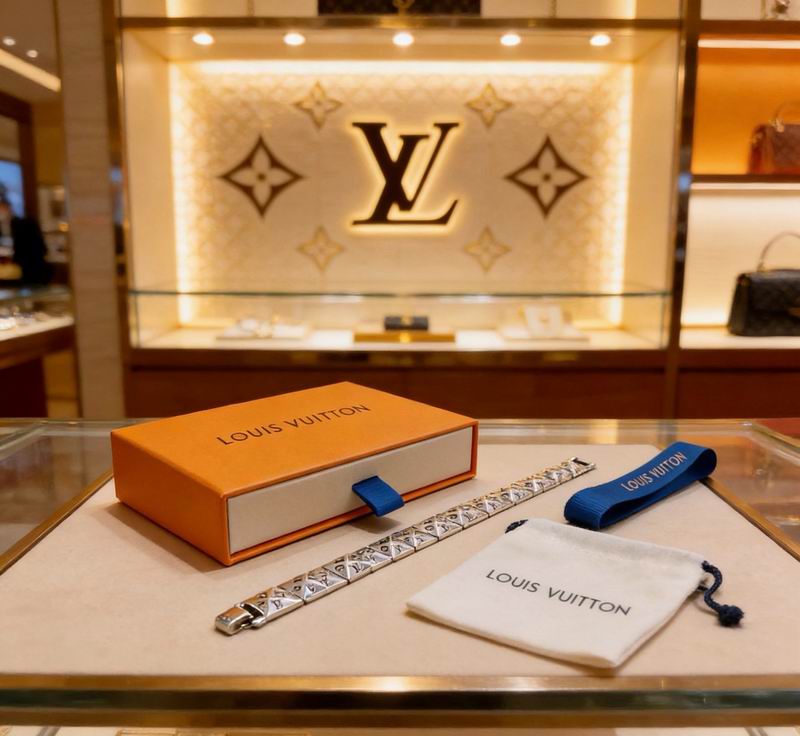 LV Bracelet 09yxs67