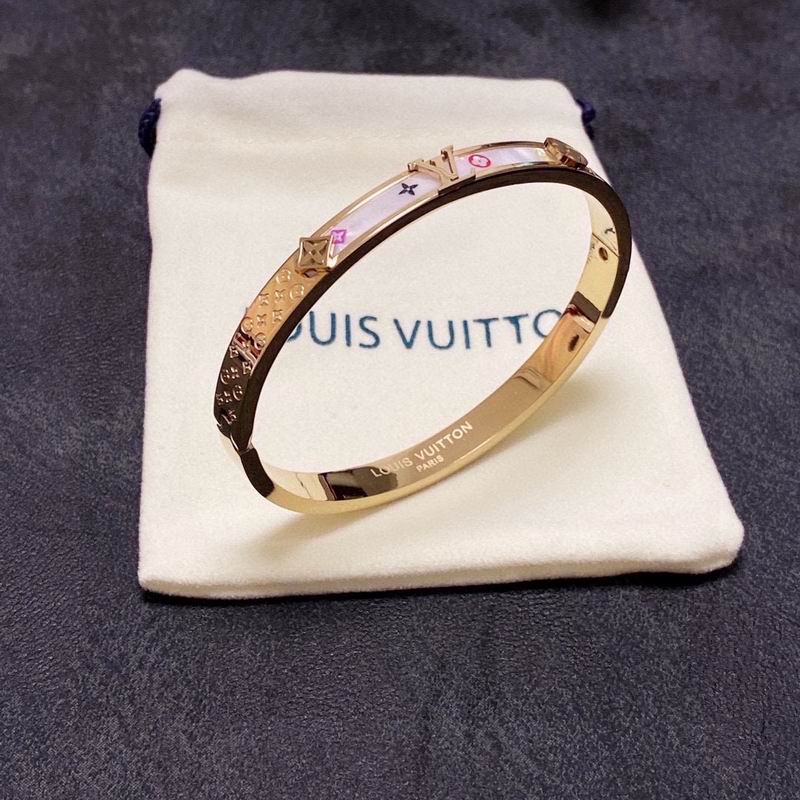 LV Bracelet 09yxs131