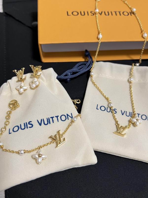 LV Suits 09yxs01