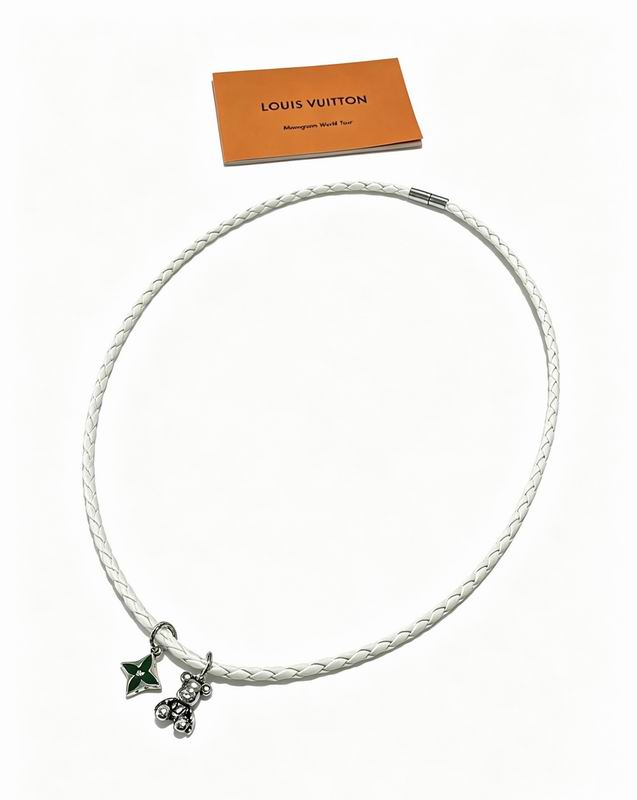 LV Necklace 09yxs96