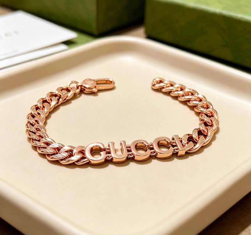 Gucci Bracelet 09yxs11