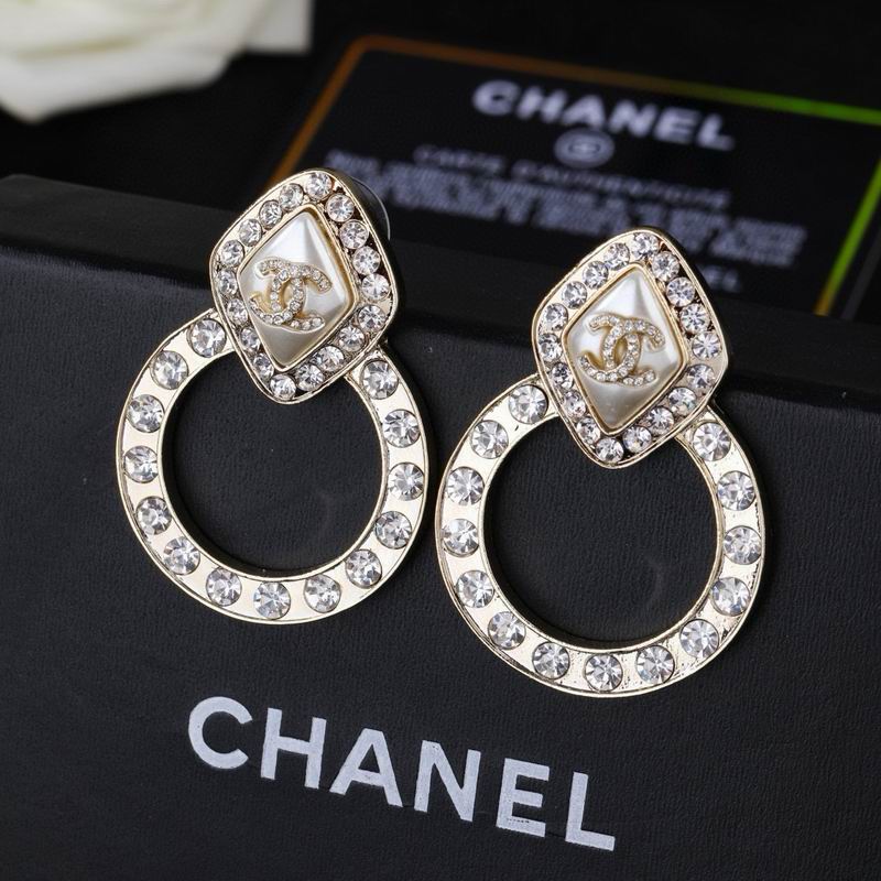 Chanel Earring 09yxs330