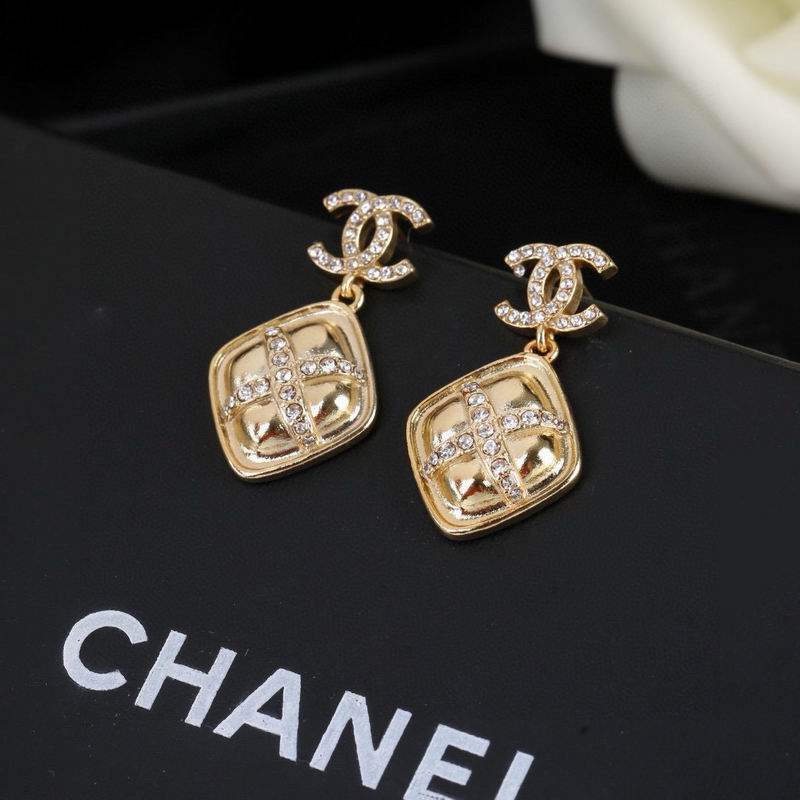 Chanel Earring 09yxs419