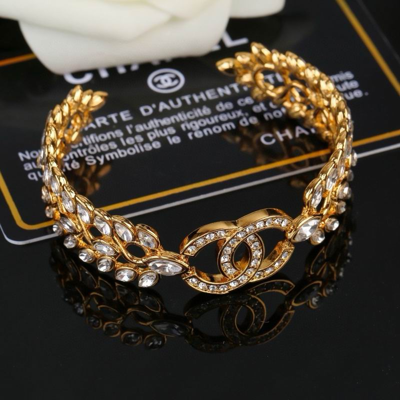 Chanel Bracelet 09yxs14
