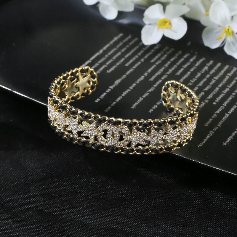 Chanel Bracelet 09yxs15