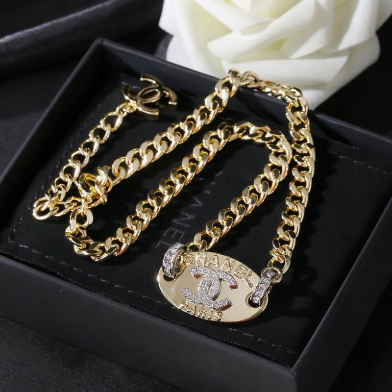 Chanel Necklace 09yxs136