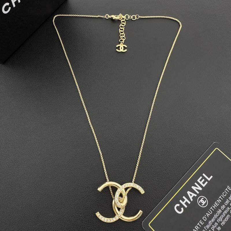 Chanel Necklace 09yxs137