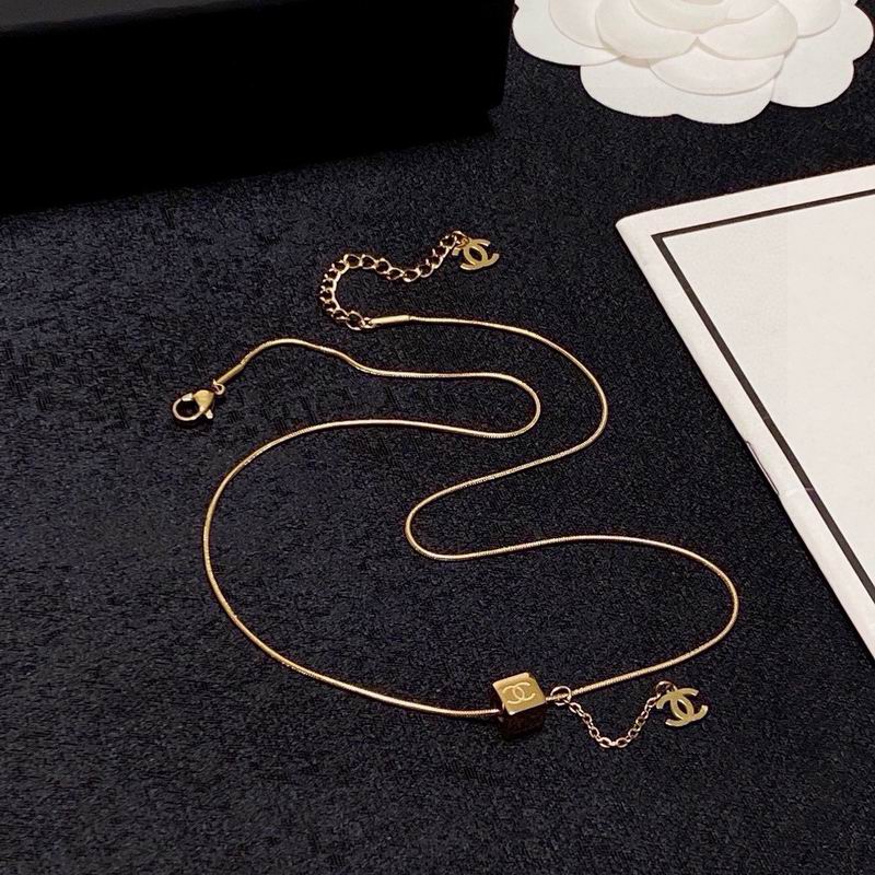 Chanel Necklace 09yxs232