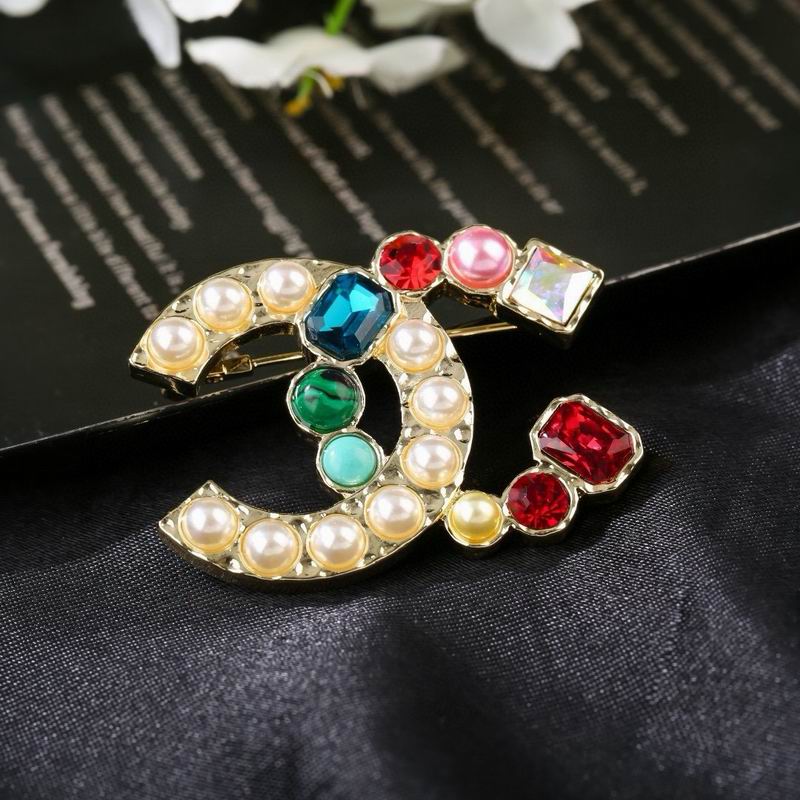 Chanel Brooch 09yxs34