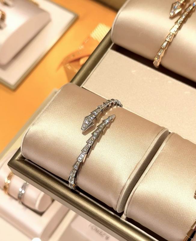 Bvlgari Bracelet 09yxs19