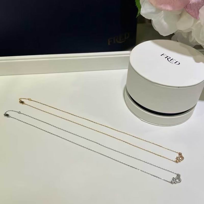 Fred Necklace 09yxs05