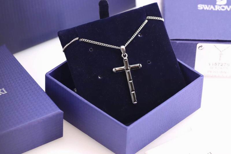 Swarovski Necklace 10yxs25
